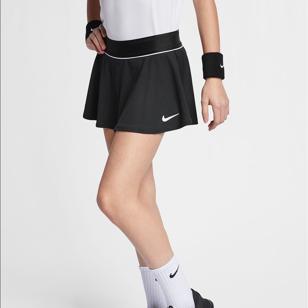Black Nike tennis skirt